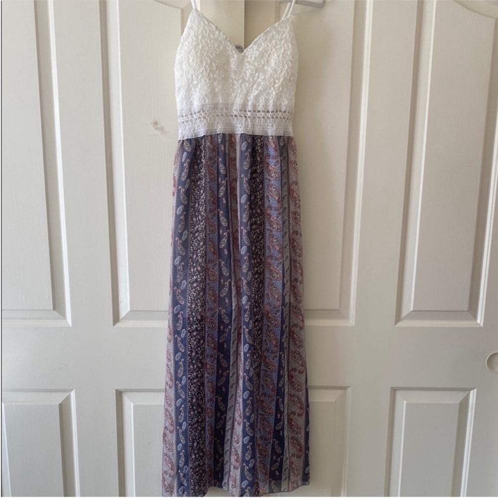 Instify White and Purple Paisley Maxi Dress. Size L
